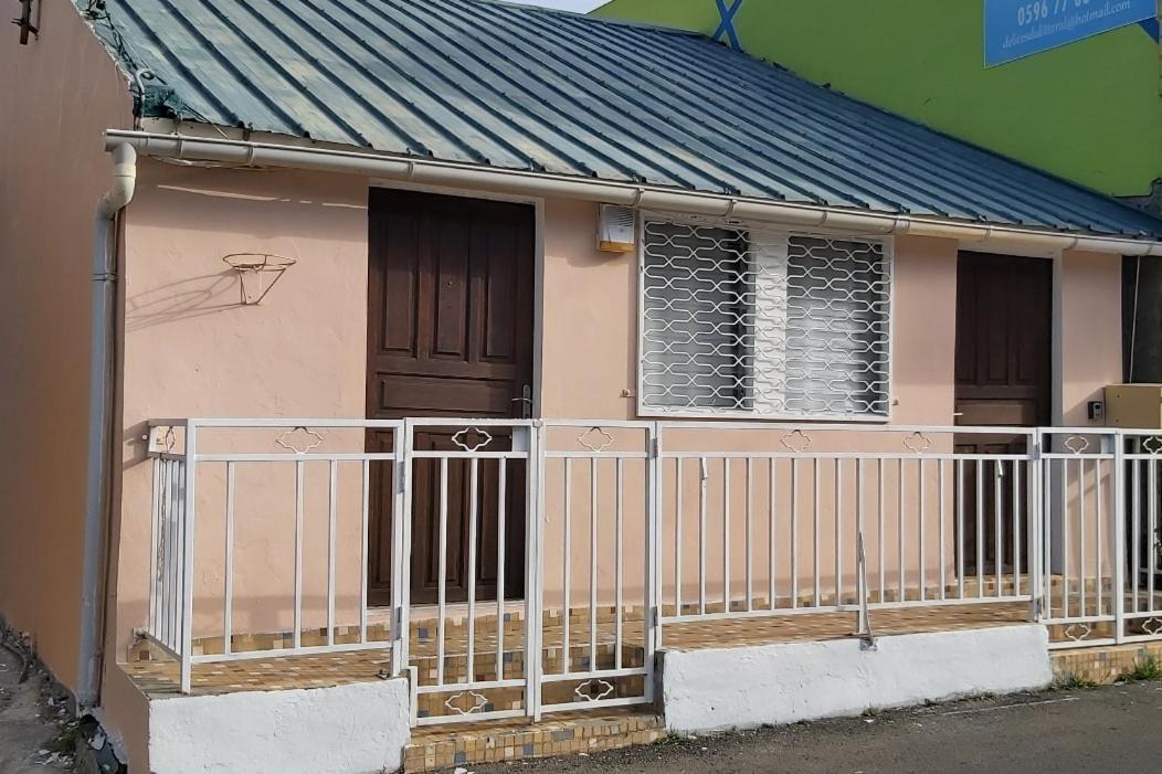 Le Pere Marchand Villa Bellefontaine Exterior photo